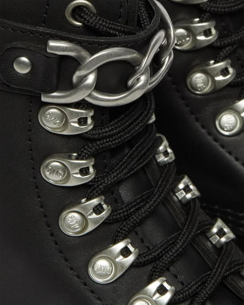 DR MARTENS 1460 PASCAL CHAIN - BLACK SENDAL