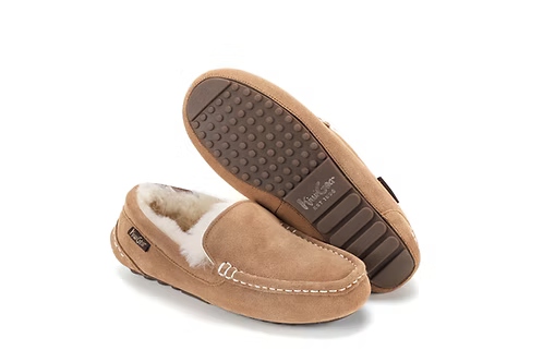 KIWI GEAR WOMENS MAX SHEEPSKIN SLIPPER - CHESTNUT