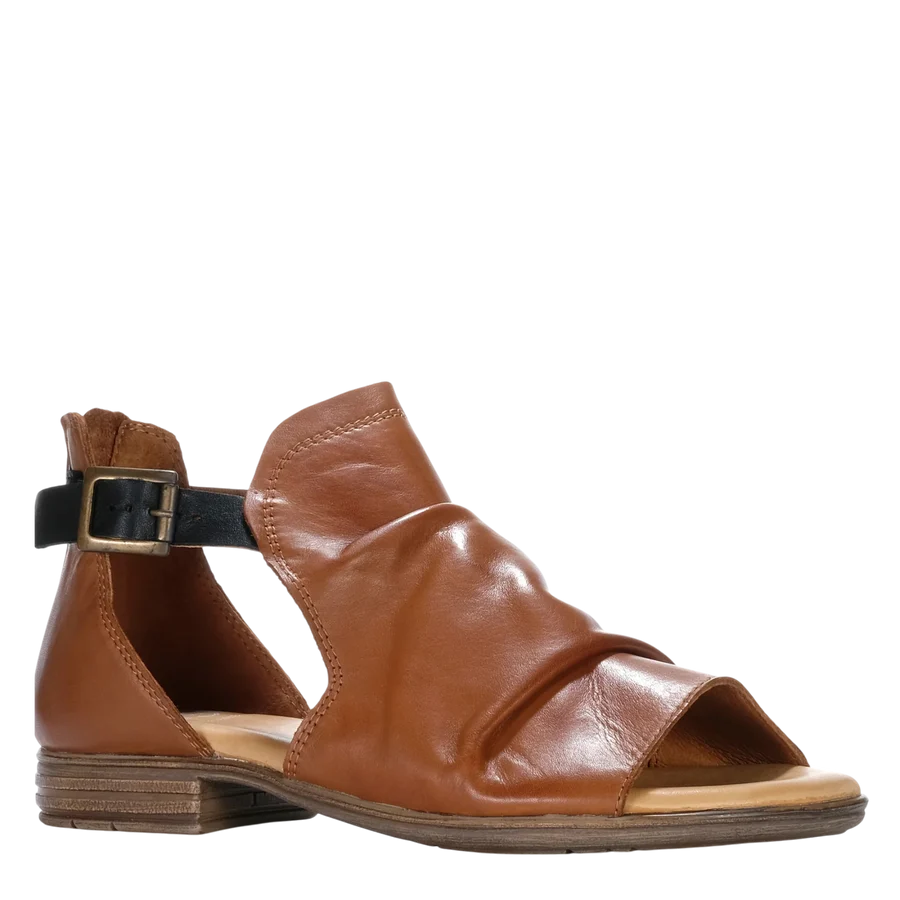 EOS ILOSIA - BRANDY/BLACK