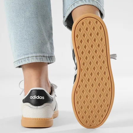 ADIDAS WOMENS BREAKNET SLEEK - Grey One / Core Black / Core Black