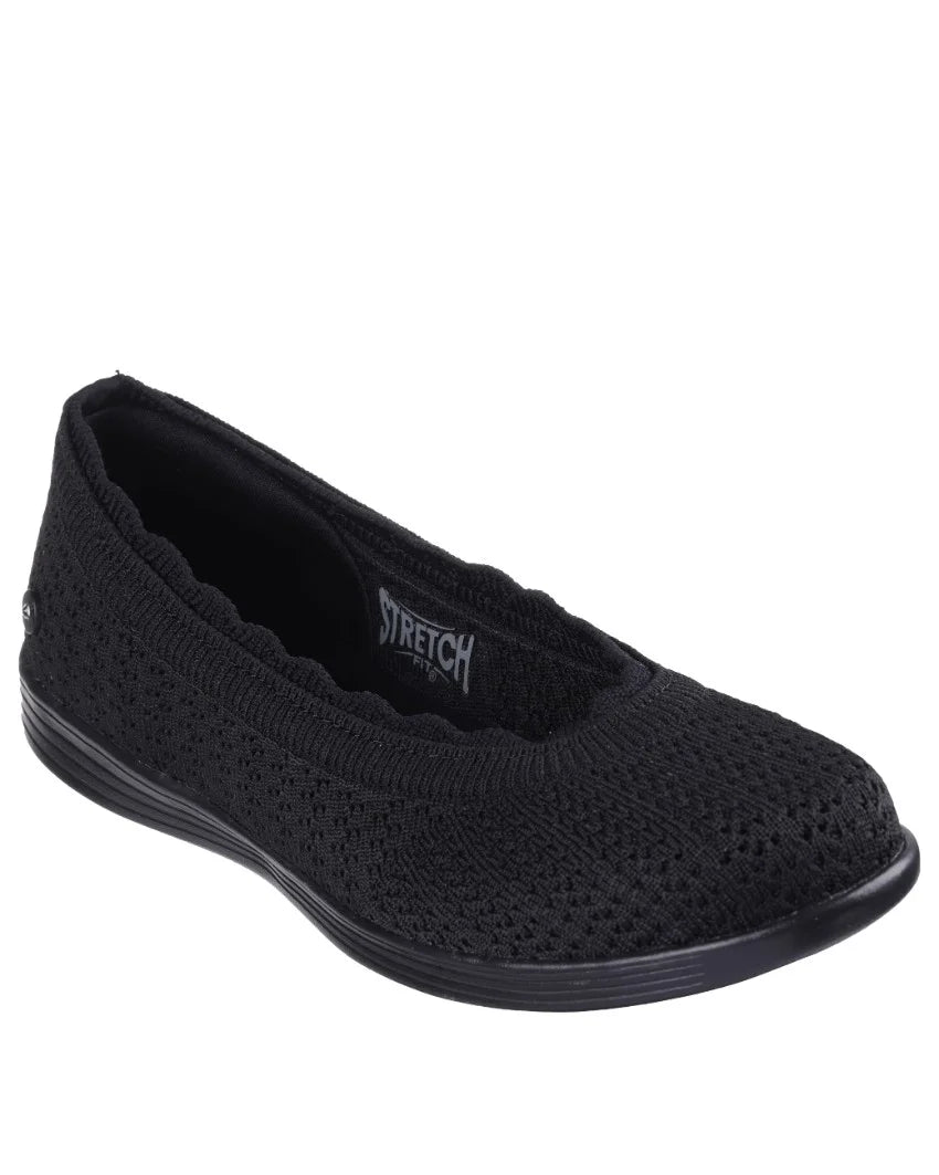 SKECHERS ON THE GO DREAMY MADISON - BLACK
