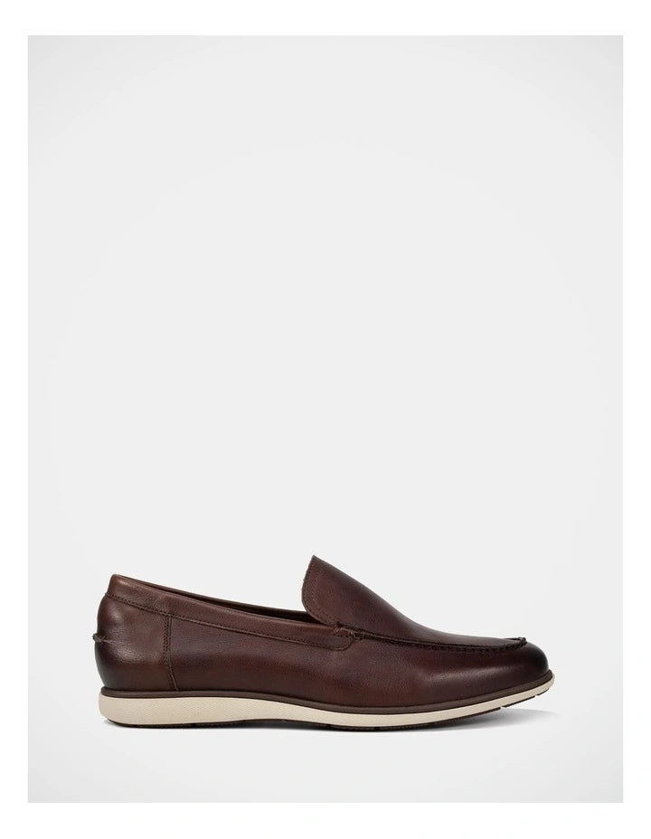 HUSH PUPPIES STEP - CHOCOLATE