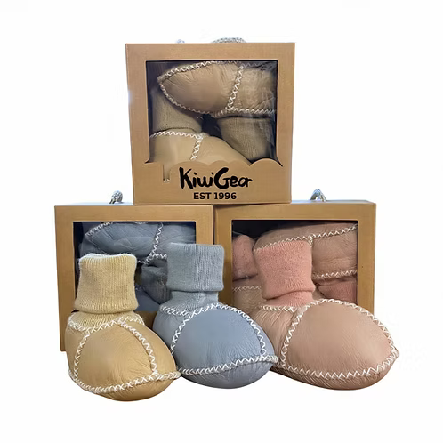 KIWI GEAR SHEEPSKIN BABY BOOTIES - PINK