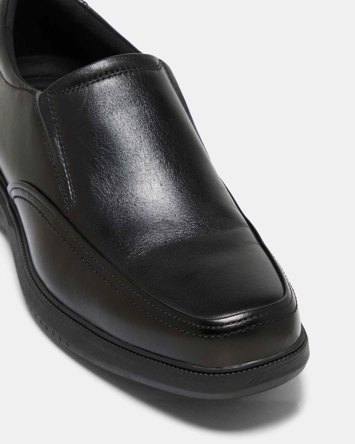 HUSH PUPPIES LUCA - BLACK