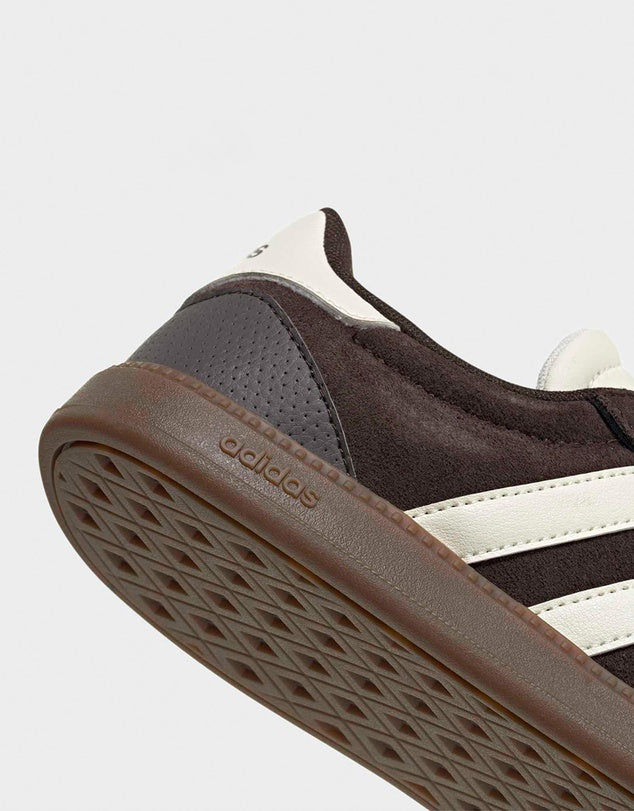 ADIDAS WOMENS BREAKNET SLEEK - Aurora Coffee / Off White / Gum