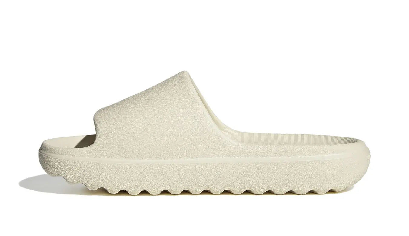 ADIDAS ADILETTE LUMIA SLIDES - Wonder White / Wonder White / Wonder White