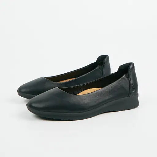 HUSH PUPPIES NELLIE - BLACK