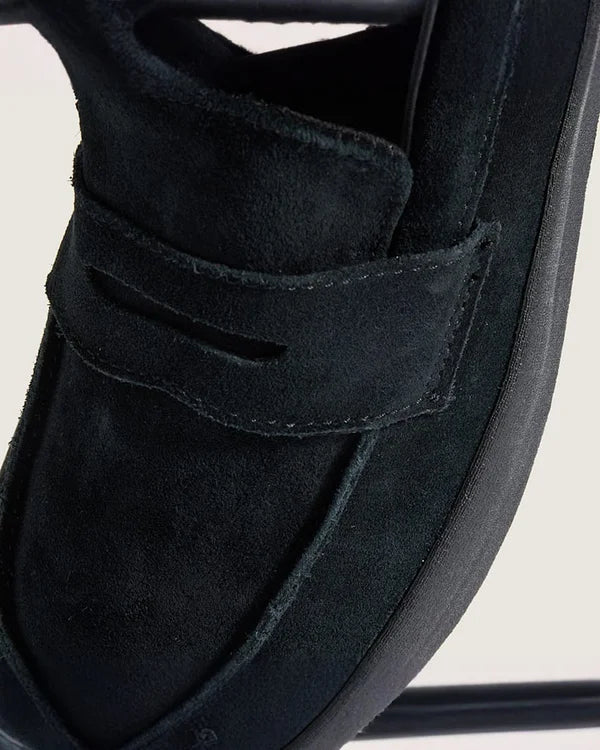 VANS SUEDE SKATE LOAFER