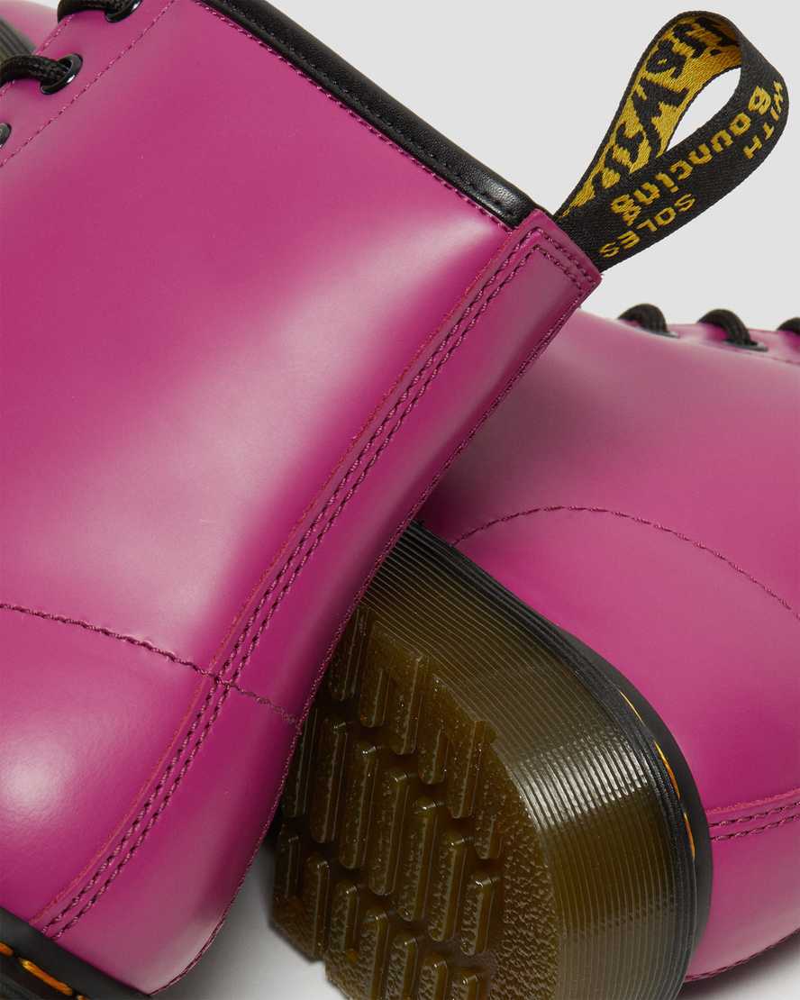 DR MARTENS 1460 SMOOTH LEATHER LACE UP - FUCHSIA SMOOTH LEATHER