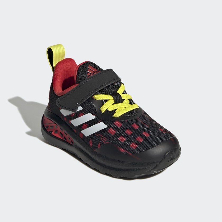 ADIDAS INFANT MARVEL SUPER HERO ADVENTURES FORTARUN - Core Black / Cloud White / Vivid Red