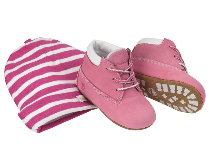 TIMBERLAND INFANT CRIB BOOTIES WITH HAT SET MEDIUM PINK NUBUCK