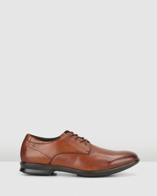 HUSH PUPPIES CALE - TAN