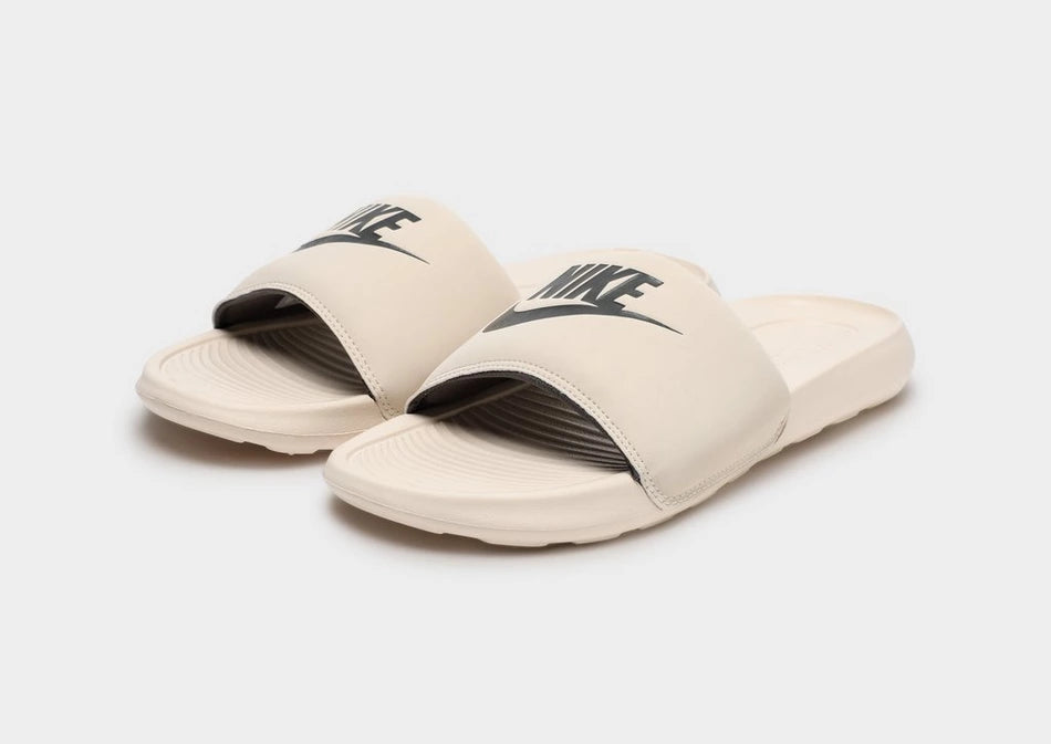 Nike hot sale pearl slides