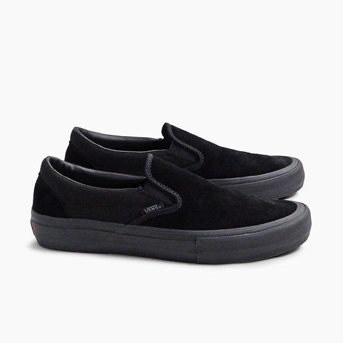 VANS SLIP ON PRO - BLACKOUT