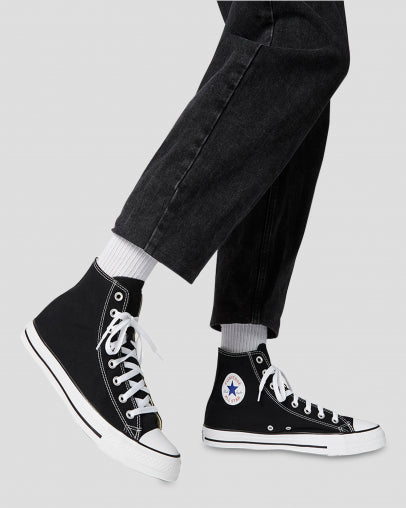 Converse classic black high tops hotsell