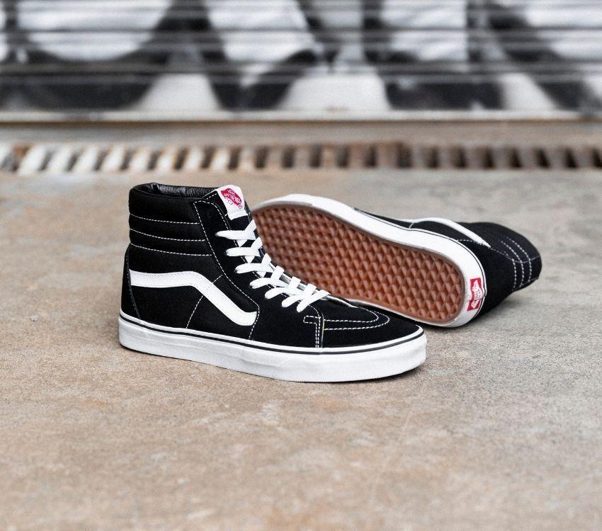 VANS SK8-HI - BLACK/WHITE